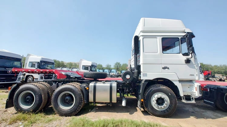 F3000 Shacman Tractor Head Truck | Shcaman Truck F3000 for Sale in Trinidad and Tobago