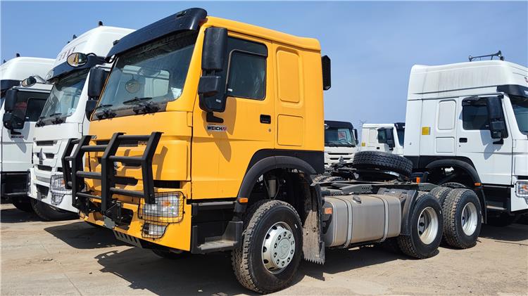Sinotruk Howo 400 Trucks Tractor Head for Sale in Trinidad and Tobago